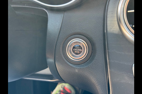 Mercedes-Benz C-Klasse Estate 180 AMG 2018 AUT NAVI Trek NAP