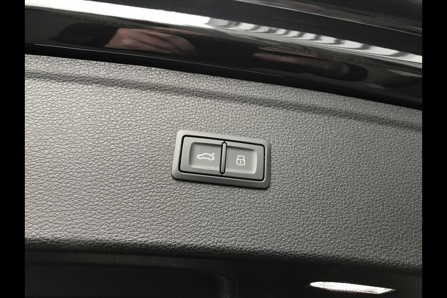 Audi Q5 55 TFSI e quattro Competition PHEV 367PK