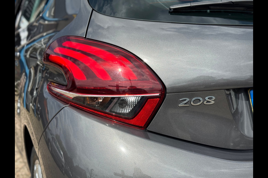 Peugeot 208 1.2 PureTech GT-line 2018 Grijs NAVI CLIMA NAP!