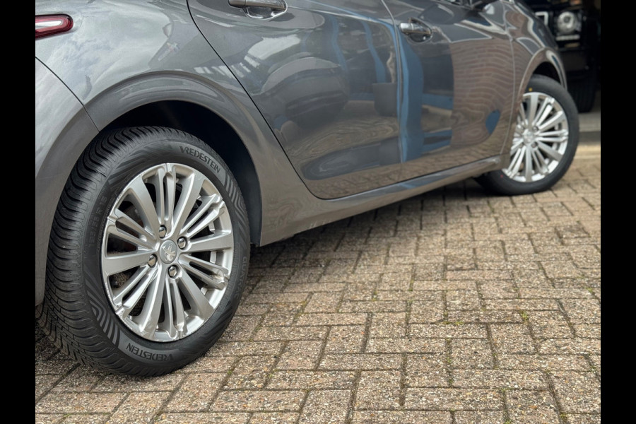 Peugeot 208 1.2 PureTech GT-line 2018 Grijs NAVI CLIMA NAP!