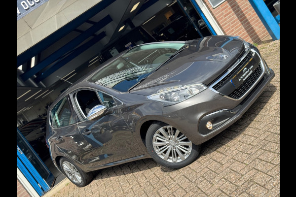Peugeot 208 1.2 PureTech GT-line 2018 Grijs NAVI CLIMA NAP!