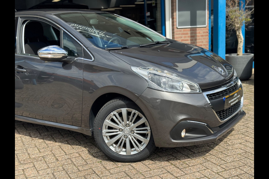 Peugeot 208 1.2 PureTech GT-line 2018 Grijs NAVI CLIMA NAP!