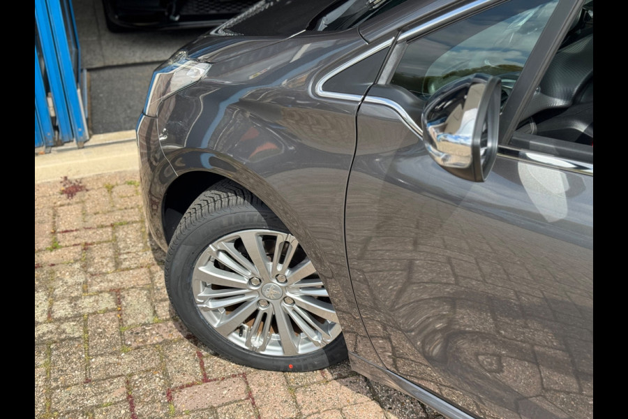 Peugeot 208 1.2 PureTech GT-line 2018 Grijs NAVI CLIMA NAP!