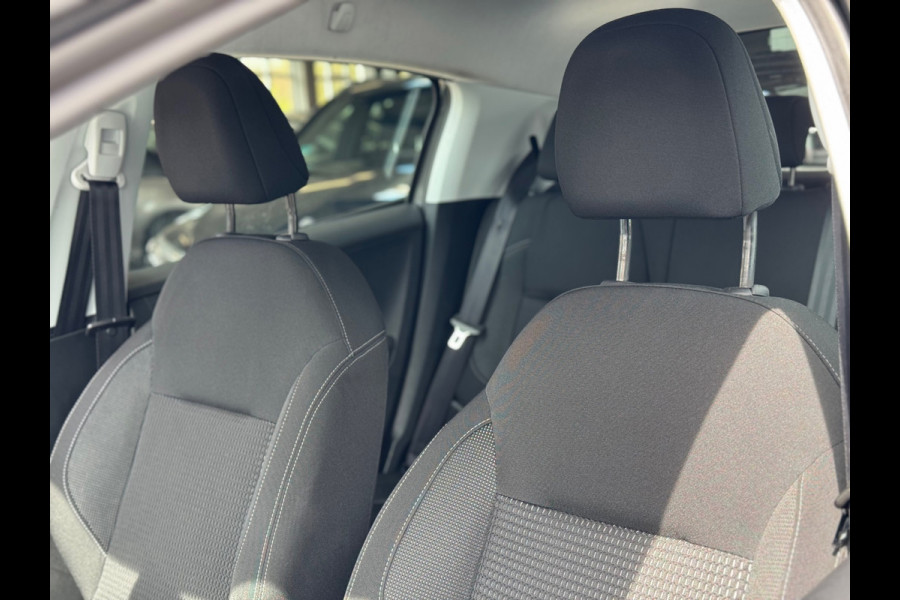 Peugeot 208 1.2 PureTech GT-line 2018 Grijs NAVI CLIMA NAP!