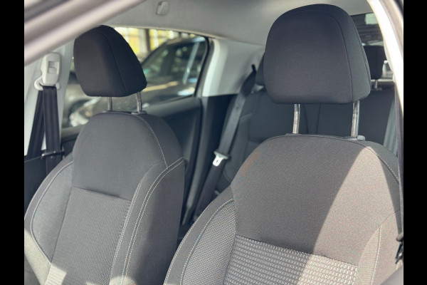 Peugeot 208 1.2 PureTech GT-line 2018 Grijs NAVI CLIMA NAP!