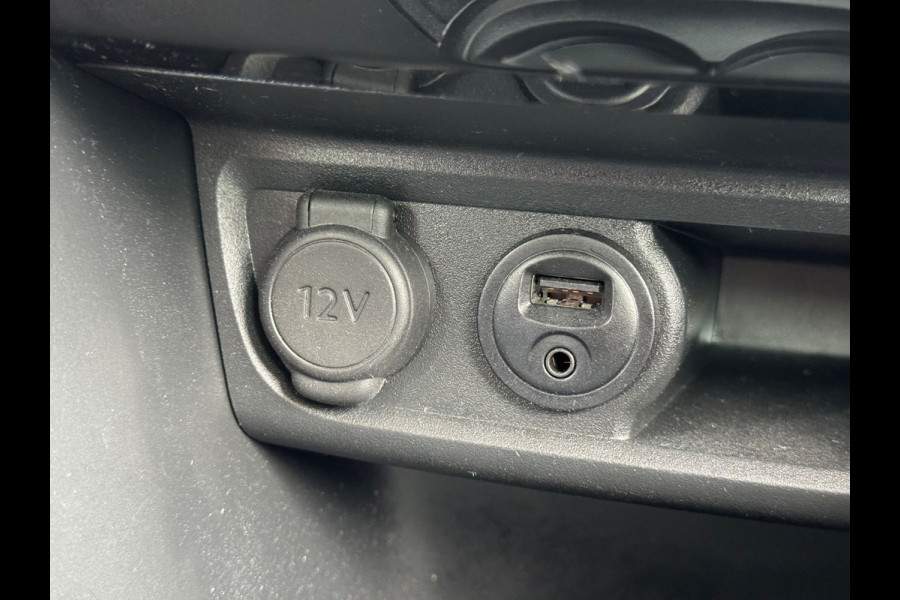 Peugeot 208 1.2 PureTech GT-line 2018 Grijs NAVI CLIMA NAP!