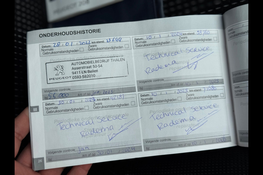 Peugeot 208 1.2 PureTech GT-line 2018 Grijs NAVI CLIMA NAP!