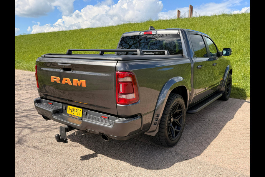 Dodge Ram 1500 5.7 HEMI V8 4x4 Crew Cab Big Horn CUSTOM COPPER WIDEBODY | 4-PLAY WHEELS 22” | PANO | ALPINE | CUSTOM LEATHER