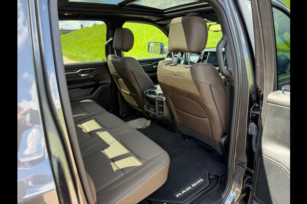 Dodge Ram 1500 5.7 HEMI V8 4x4 Crew Cab Big Horn CUSTOM COPPER WIDEBODY | 4-PLAY WHEELS 22” | PANO | ALPINE | CUSTOM LEATHER