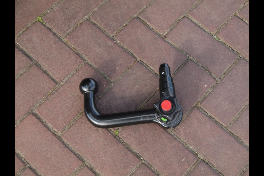 Kia Sorento 1.6 T-GDI Hybrid 2WD ExecutiveLine 7p. | Trekhaak | Panoramadak | Camera | BOSE | NL-Auto |