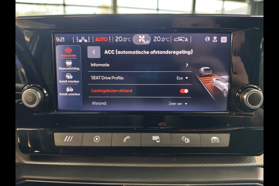 Seat Leon T 111pk Adap.Cruise Camera Lmv 19" LED Apple Carplay Android Stoel+Stuurverwarming Pdc Navi* Ecc Business Isofix DAB Led Front Assist Keyless-Go