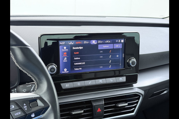 Seat Leon T 111pk Adap.Cruise Camera Lmv 19" LED Apple Carplay Android Stoel+Stuurverwarming Pdc Navi* Ecc Business Isofix DAB Led Front Assist Keyless-Go