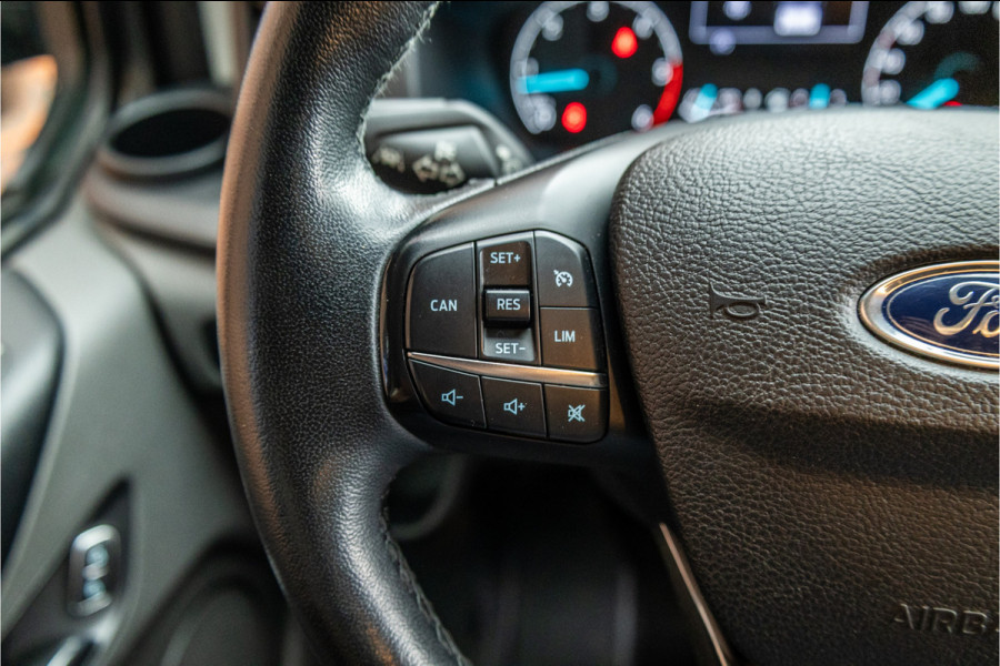 Ford Transit Custom 320 2.0 TDCI 170 PK L2H1 DC | Dubbel Cabine | CarPlay | Camera | Navigatie | PDC V+A | Cruise control | Nieuwe APK | Dealer onderhouden | Euro 6 | BPM Vrij