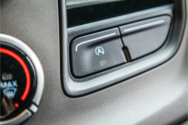 Ford Transit Custom 320 2.0 TDCI 170 PK L2H1 DC | Dubbel Cabine | CarPlay | Camera | Navigatie | PDC V+A | Cruise control | Nieuwe APK | Dealer onderhouden | Euro 6 | BPM Vrij
