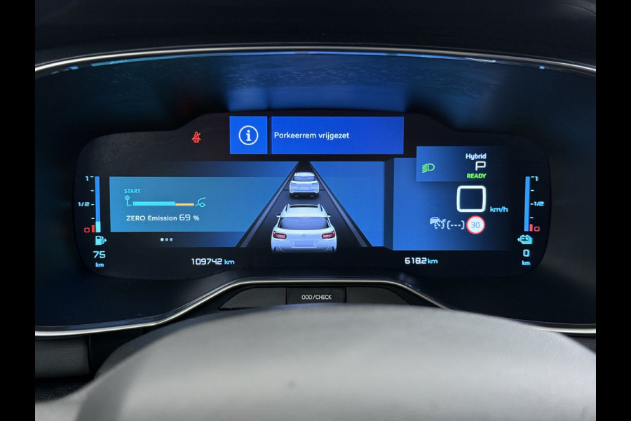 Citroën C5 Aircross 1.6T 225pk PHEV AUT-8 360°Camera Trekhaak PDC Apple Carplay Android Navi Ecc Cruise Control Feel SOH 95% Led Lmv 18" DAB+ Isofix Privacy Glas Bluetooth Plug-in Hybrid 1.300KG Trekgewicht