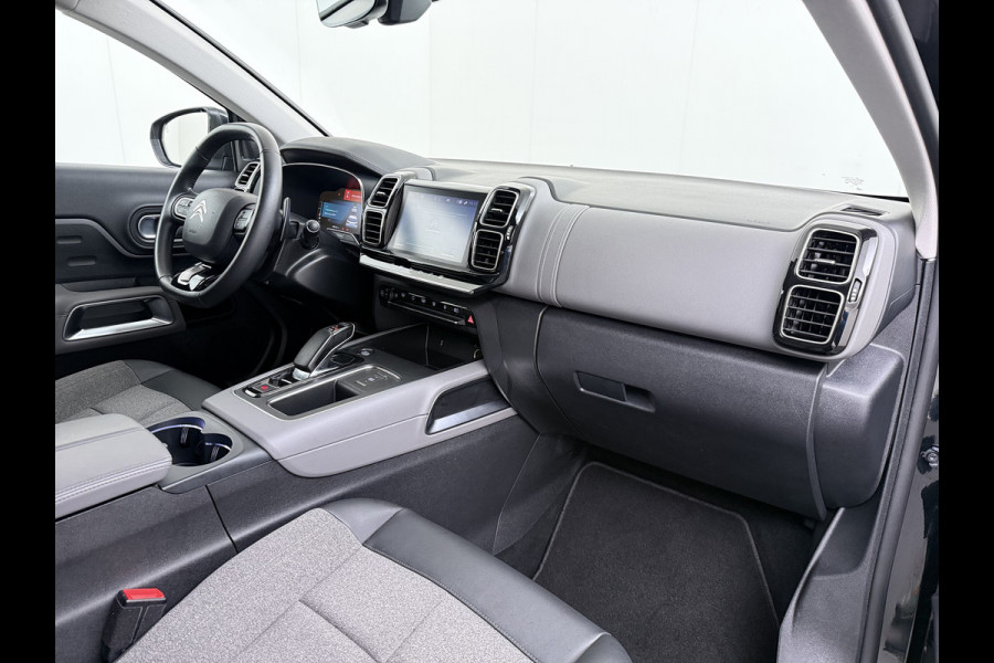 Citroën C5 Aircross 1.6T 225pk PHEV AUT-8 360°Camera Trekhaak PDC Apple Carplay Android Navi Ecc Cruise Control Feel SOH 95% Led Lmv 18" DAB+ Isofix Privacy Glas Bluetooth Plug-in Hybrid 1.300KG Trekgewicht