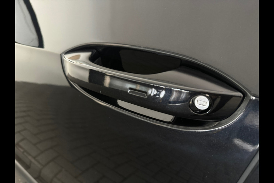 Volkswagen Golf 2.0 TSI GTI Pano|HuD|H/K|Keyless|Camera|Sfeer