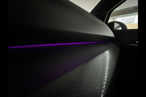 Volkswagen Golf 2.0 TSI GTI Pano|HuD|H/K|Keyless|Camera|Sfeer