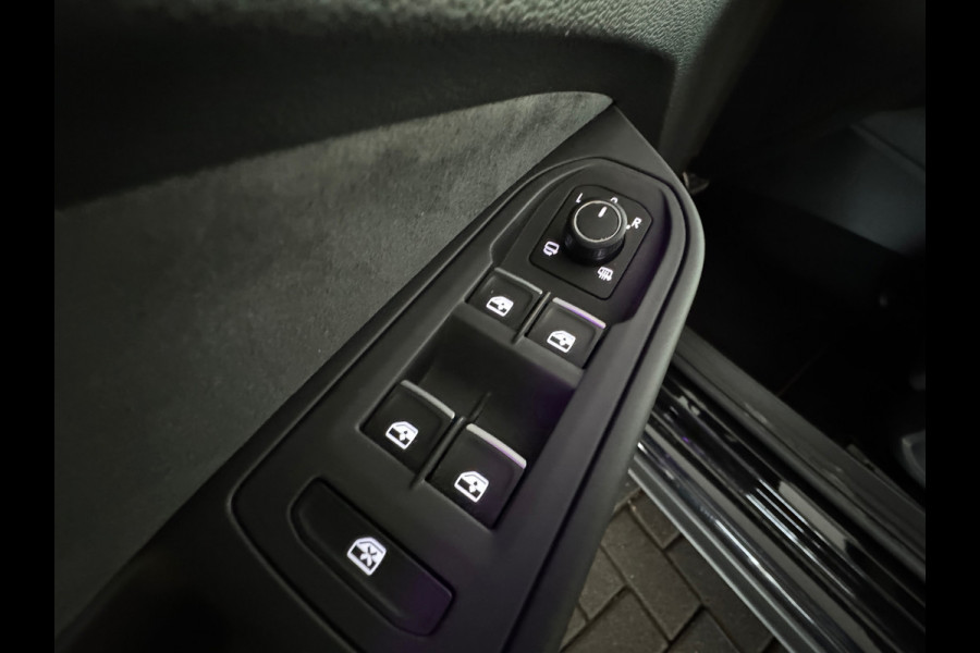 Volkswagen Golf 2.0 TSI GTI Pano|HuD|H/K|Keyless|Camera|Sfeer