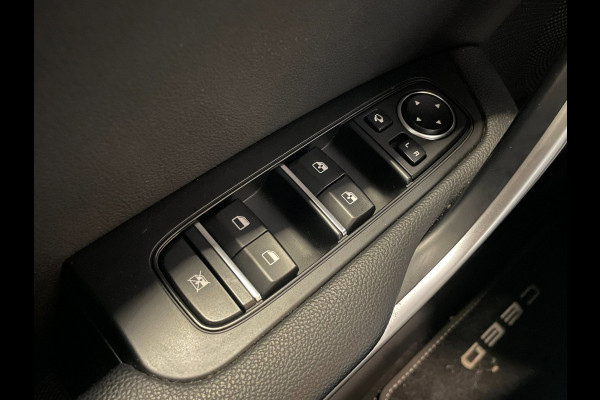 Kia Ceed Sportswagon 1.0T-GDi MHEV DynamicPlusLine|120PK|AUTOMAAT|ACC|LEDER|CARPLAY|CAMERA|CLIMA,CRUISE|STOEL+STUURVERW|ORG NL|NAP