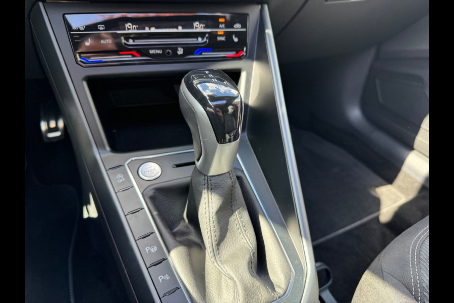 Volkswagen Taigo 1.0 TSI 3X R-Line DSG Panorama Camera Leder