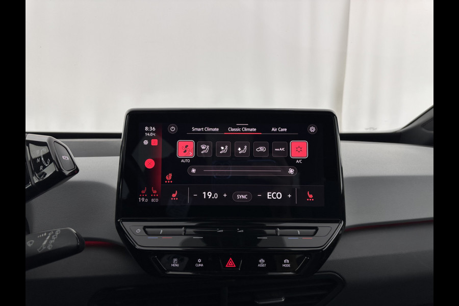 Volkswagen ID.3 First Plus 58 kWh [ 3-Fase ] {SOH-91%} (INCL-BTW) *ADAPTIVE-CRUISE | MATRIX-LED | CAMERA | KEYLESS | MICROFIBRE | AMBIENTLIGHT | NAVI-FULLMAP | DAB+ | ECC | HEATED-SPORTSEATS | DIGI-COCKPIT | 19''ALU*