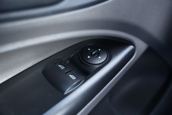 Ford Transit Connect 1.5 EcoBlue L1 Trend 75pk - Trekhaak - Cruise - Airco - Bluetooth - Impriaal - Rijklaar