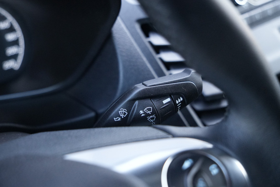 Ford Transit Connect 1.5 EcoBlue L1 Trend 75pk - Trekhaak - Cruise - Airco - Bluetooth - Impriaal - Rijklaar