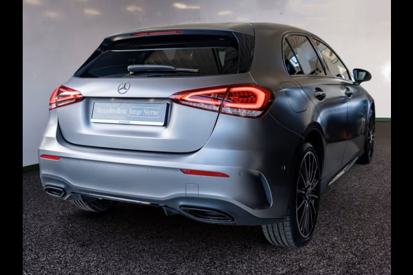 Mercedes-Benz A-Klasse 250e AMG ** MAGNO ** TREKH, DISTR, PANORAMA, HuD, 2-Zone CLIMA, 19-inch LMV,  ** 1e EIG - UNFALLFREI ** ** INFORMEER OOK NAAR ONZE AANTREKKELIJKE FINANCIAL-LEASE TARIEVEN **