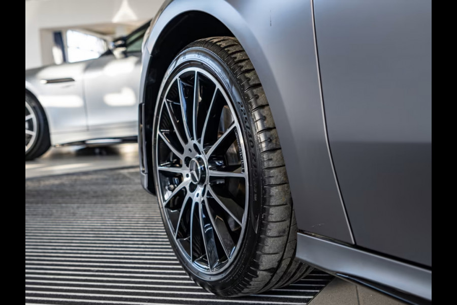 Mercedes-Benz A-Klasse 250e AMG ** MAGNO ** TREKH, DISTR, PANORAMA, HuD, 2-Zone CLIMA, 19-inch LMV,  ** 1e EIG - UNFALLFREI ** ** INFORMEER OOK NAAR ONZE AANTREKKELIJKE FINANCIAL-LEASE TARIEVEN **