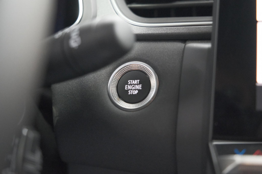 Renault Captur TCe 90 Techno | Nieuw Model | Camera | Navigatie | Apple Carplay | Pack Full Screen | 18 Inch Lichtmetalen Velgen