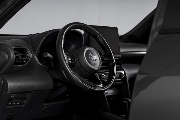Toyota Yaris Cross 1.5 Hybrid 115 Dynamic | Dig.Cockpit | Adapt.Cruise | Stoel-+stuurverwarming | Camera | PDC | NAV+App.Connect | Auto.Airco | LM 17" | 6701