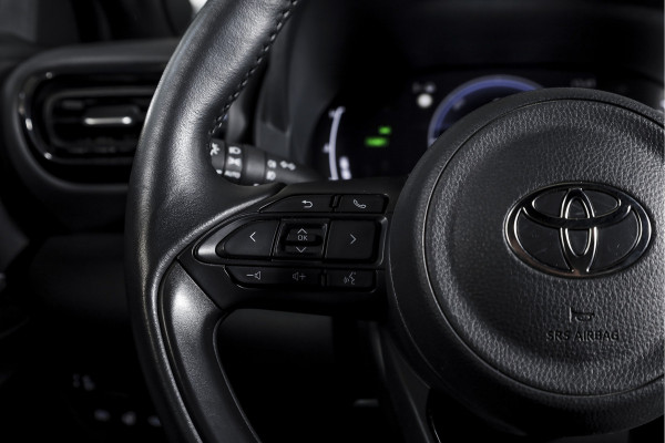 Toyota Yaris Cross 1.5 Hybrid 115 Dynamic | Dig.Cockpit | Adapt.Cruise | Stoel-+stuurverwarming | Camera | PDC | NAV+App.Connect | Auto.Airco | LM 17" | 6701