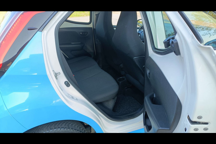 Toyota Aygo 1.0 VVT-i x-fun
