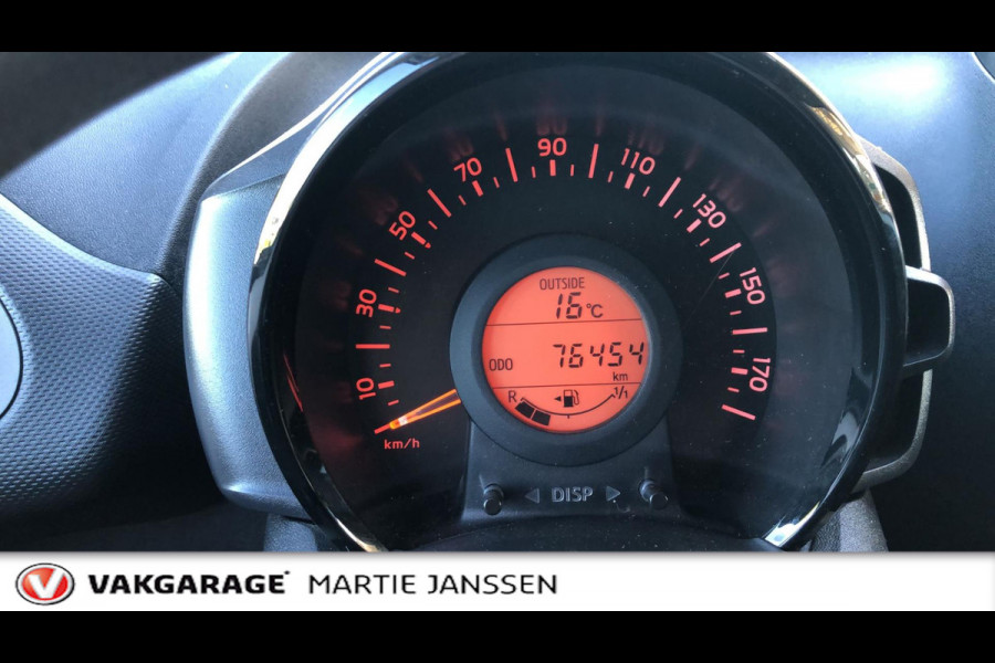 Toyota Aygo 1.0 VVT-i x-fun