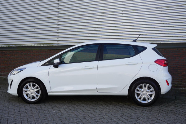 Ford Fiesta 1.0 EcoB.95PK Connected/Parkeersensor voor+achter/ Navigatie/AppleCarPlay.