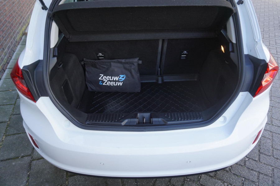 Ford Fiesta 1.0 EcoB.95PK Connected/Parkeersensor voor+achter/ Navigatie/AppleCarPlay.