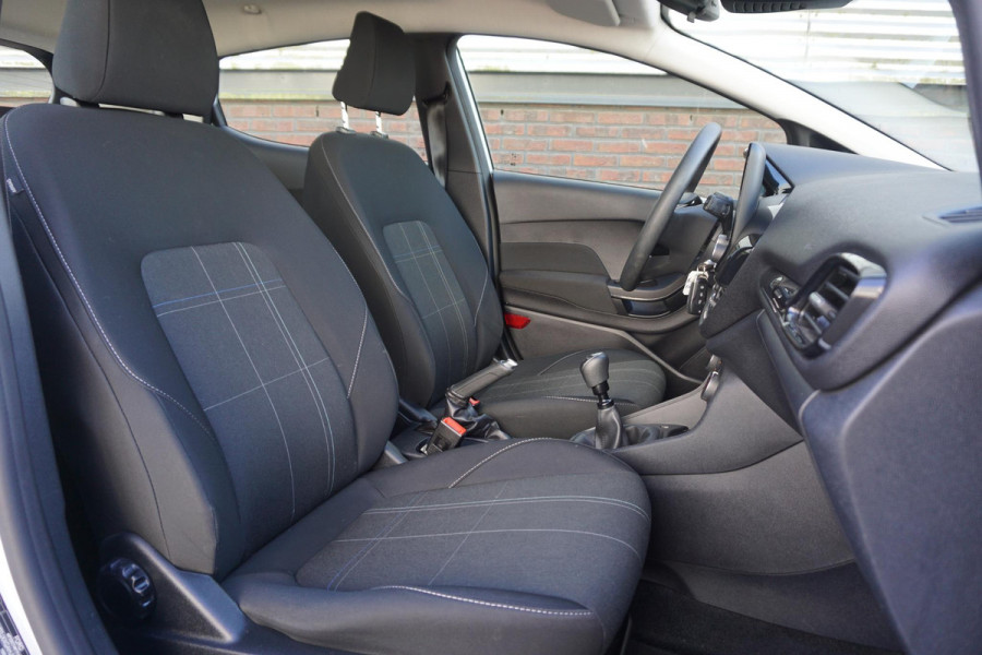 Ford Fiesta 1.0 EcoB.95PK Connected/Parkeersensor voor+achter/ Navigatie/AppleCarPlay.