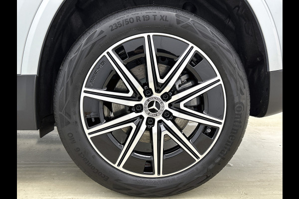 Mercedes-Benz EQA 250+ Business Solution AMG 71 kWh | Nightpakket | Trekhaak | DISTRONIC | Smartphone integratie | Panoramaschuifdak | Stuurwielpaddles gegalvaniseerd | 360° camera | Burmester Surround Sound |