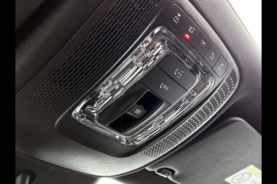 Mercedes-Benz EQA 250+ Business Solution AMG 71 kWh | Nightpakket | Trekhaak | DISTRONIC | Smartphone integratie | Panoramaschuifdak | Stuurwielpaddles gegalvaniseerd | 360° camera | Burmester Surround Sound |