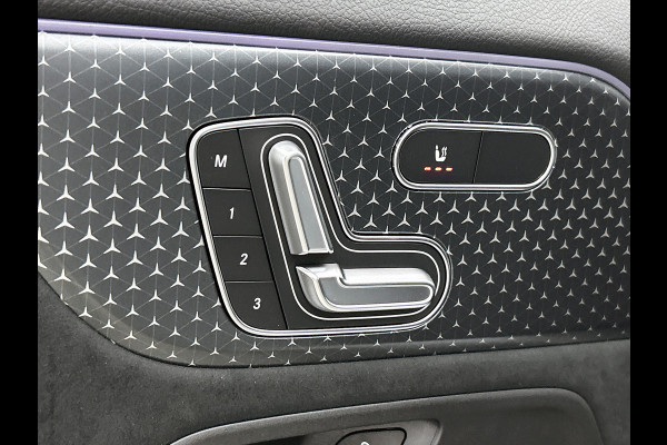 Mercedes-Benz EQA 250+ Business Solution AMG 71 kWh | Nightpakket | Trekhaak | DISTRONIC | Smartphone integratie | Panoramaschuifdak | Stuurwielpaddles gegalvaniseerd | 360° camera | Burmester Surround Sound |
