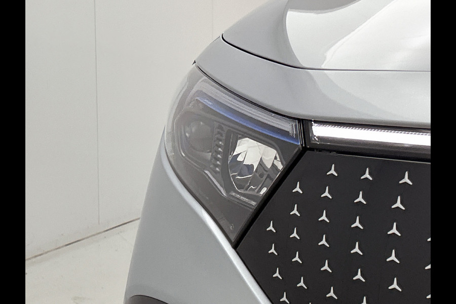 Mercedes-Benz EQA 250+ Business Solution AMG 71 kWh | Nightpakket | Trekhaak | DISTRONIC | Smartphone integratie | Panoramaschuifdak | Stuurwielpaddles gegalvaniseerd | 360° camera | Burmester Surround Sound |