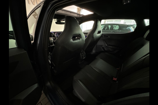 CUPRA Leon 1.4 e-Hybrid VZ Copper Edition Pano|Keyless|Sfeer