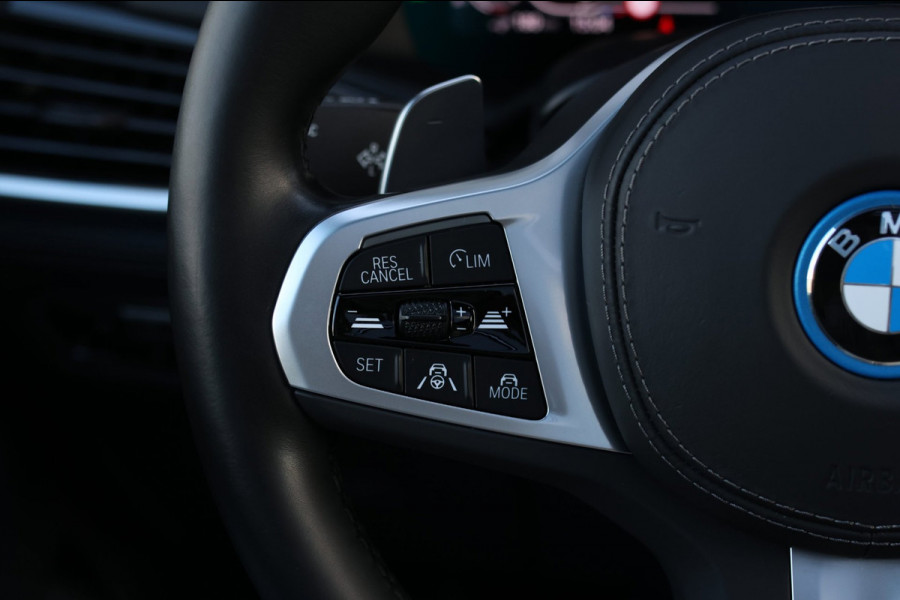 BMW X5 XDrive45e M-Sport *Pano*H/K*4-Wiel besturing*Trekhaak*Head-Up*