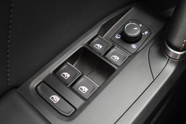 CUPRA Formentor 1.4 e-Hybrid VZ Copper Edition SOH 93,6%, Panoramadak, Camera, Stoel-/Stuurverw., ACC, 19"