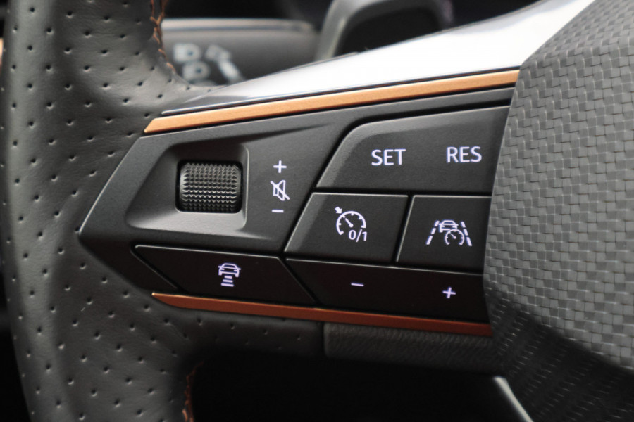 CUPRA Formentor 1.4 e-Hybrid VZ Copper Edition SOH 93,6%, Panoramadak, Camera, Stoel-/Stuurverw., ACC, 19"
