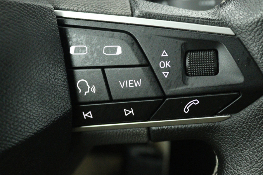 Seat Ibiza 1.0 EcoTSI Style Business Intense (DIGITALE COCKPIT, CRUISE CONTROL, NAVIGATIE CARPLAY, PARKEERSENSOREN)