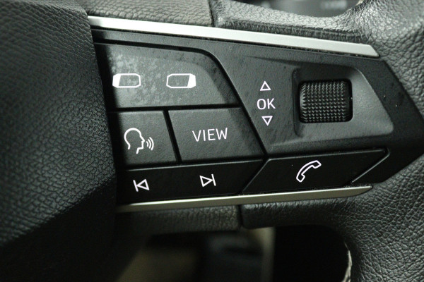 Seat Ibiza 1.0 EcoTSI Style Business Intense (DIGITALE COCKPIT, CRUISE CONTROL, NAVIGATIE CARPLAY, PARKEERSENSOREN)