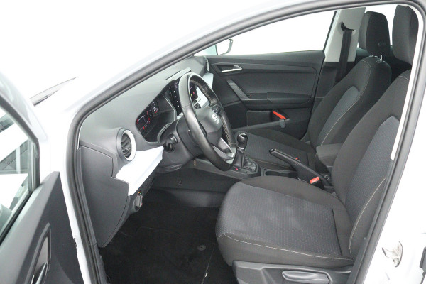 Seat Ibiza 1.0 EcoTSI Style Business Intense (DIGITALE COCKPIT, CRUISE CONTROL, NAVIGATIE CARPLAY, PARKEERSENSOREN)