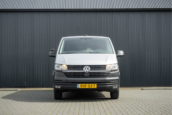 Volkswagen Transporter T6.1 2.0 TDI L2H1 | 150 PK | Cruise | Airco | Trekhaak